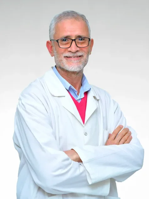 Portrait du Dr El Mahjoub Ghazli, gynécologue obstétricien spécialiste en AMP chez IRIFIV Casablanca